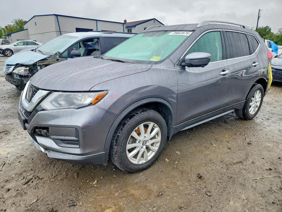2017 Nissan Rogue Sv
