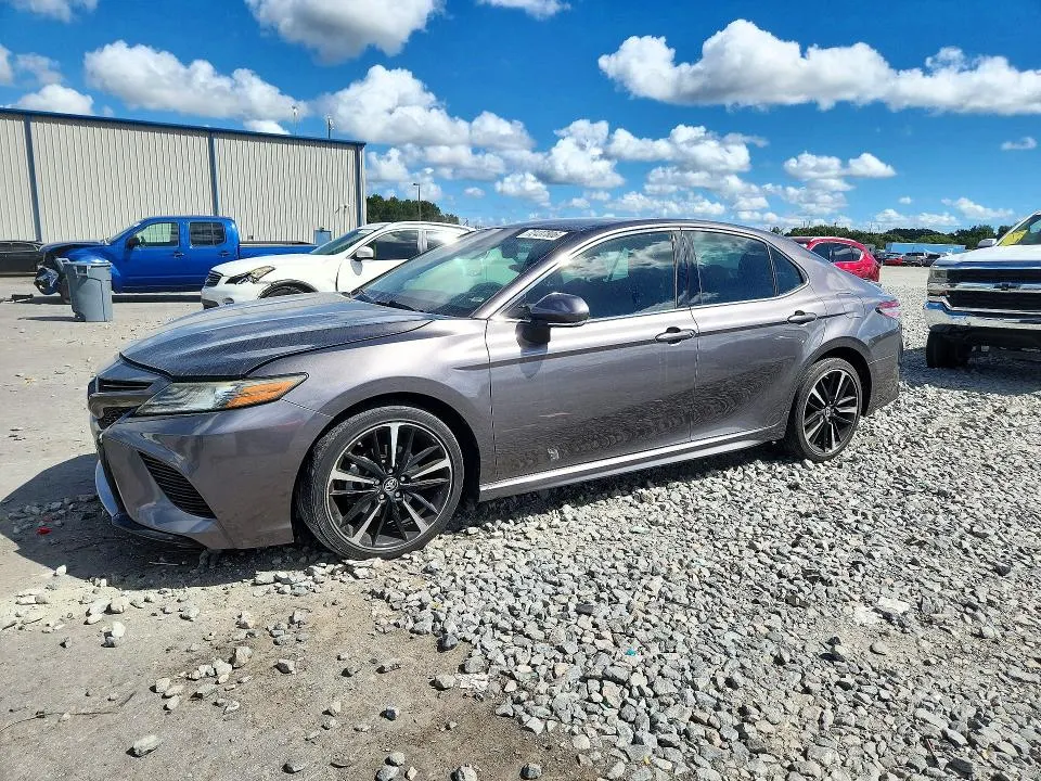 2019 Toyota Camry Xse