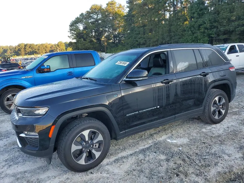 2024 Jeep Cherokee Limited 4xe